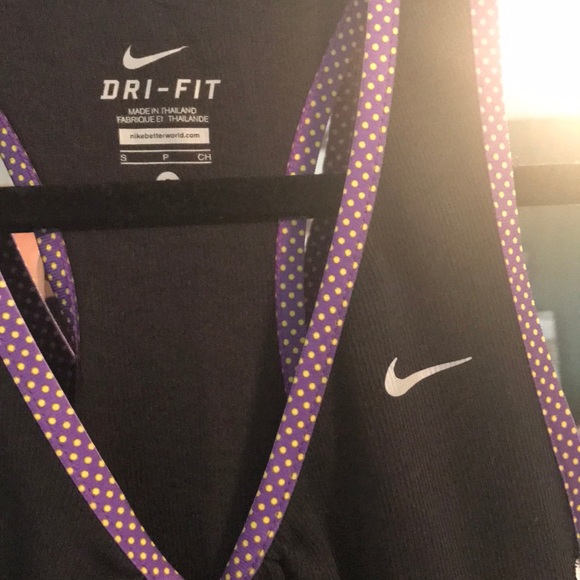 Nike razor back tank - Picture 3 of 5